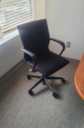[#B13] Black Steelcase Rolling Chair