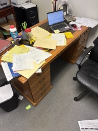 [#E4] Medium Desk, Style 1