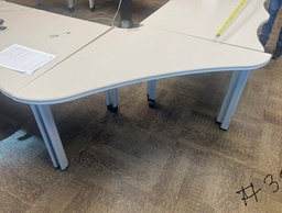 [#C4-35] Corner Desk