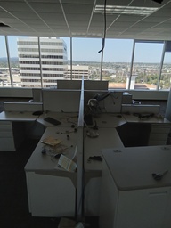 [#A2-Item ID 004692] Cubicle desks 60x60x34