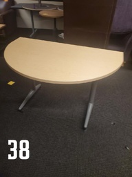 [#C19-38] Maple Half Table