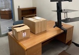 [#E4-75] Double Ped Desk 