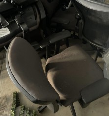 [#B8-16] Green Chair