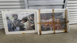 [#J2-1] Picture of Children and Frames