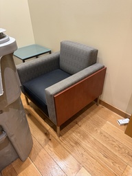 [#B12-22] Lounge Chair