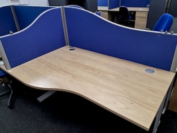 [#E2-67] Oak Freestanding Desk 