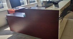 [#E5-30] Reception Desk 8x10x8