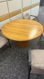 [#C4-15] Round meeting table with wooden yellow top for four people