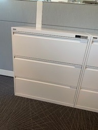 [#D8-1] 3 Drawer Lateral Filing Cabinet / Filière trois tiroirs Noki Artopex de 36 pouces de large