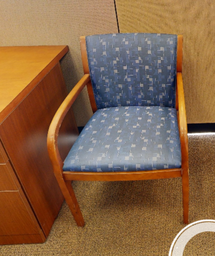 [#B9-3] Blue patterned with arms guest chair - Recycle only