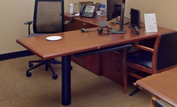 [#E6-2] L-Shaped Desk: 72x48