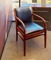 [#B9-4] Leather Guest Chair