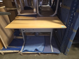 [#E2-29] 4824 TEKNION COMPUTER TERMINAL