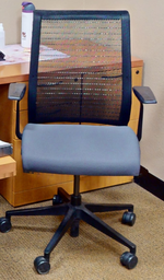 [#B13-8] Steelcase Task Chair
