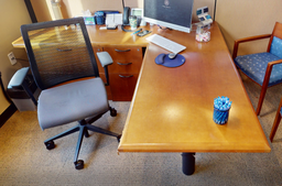 [#E6-4] L-shaped desk