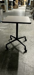 [#C11-52] Square table on wheels