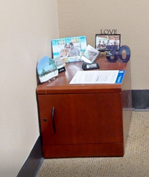 [#D5-11] Small credenza