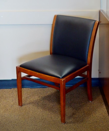 [#B9-5] Black guest chair no arms