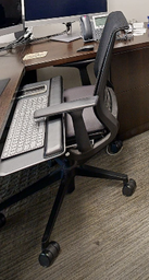 [#B13-2] Black task chair with arms