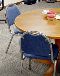 [#B8-5] Blue &amp; white side chair no arms