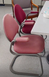 [#B8-5] Red guest chair with arms