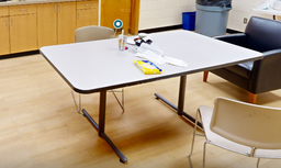 [#C12-11] Rectangle meeting table