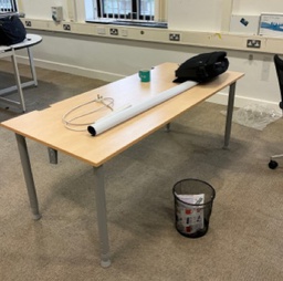 [#C12-180] Wooden rectangle desk