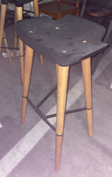 [#B1-50] Black stool