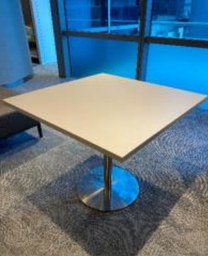 [#C4-6] White Square Table