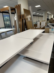 [#E10-35] White Sit-Stand Desk no 2