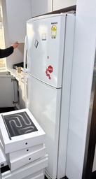 [#G10-8] Refrigerator