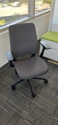 [#B13-2] Amia Chair