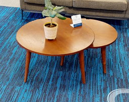 [#C11-11] Round side table