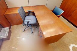 [#E6-3] L-shaped desk