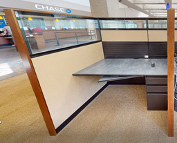 [#A3-13] 1 pedestal desk with keyboard