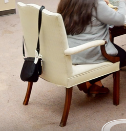 [#B9-16] White guest chair