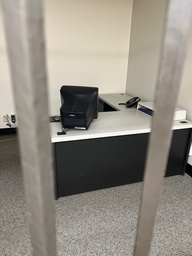 [#E6-99] L-shaped desk