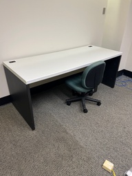 [#E2-103] desk