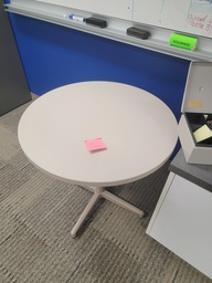 [#C2-119] Round table