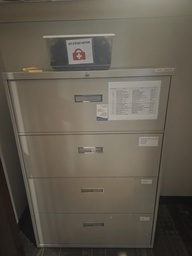 [#D10-260] 4 drawer filing cabinet