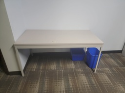 [#C12-448] Rectangular desk