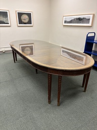 [#C6-13] Oval Table