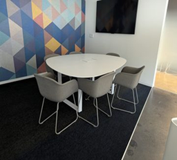 [#B8-16] Chair, sled based bucket style