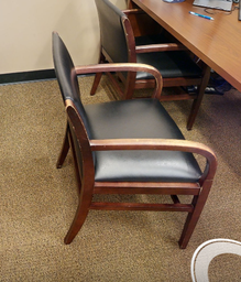 [#B9-2] Black guest chair