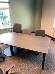 [#C4-13] Huddle Table