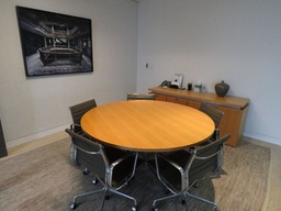 [#C5-28] Round table – 60” Diameter