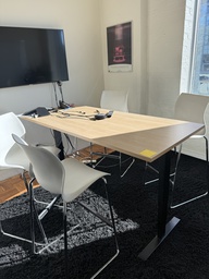 [#C12] Standing Height Table