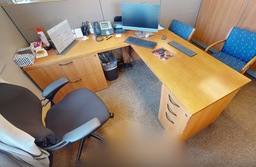 [#E6-4] L-shaped desk