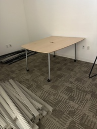 [#C12-27] Small Table