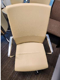[#B5-10] White Conference Chair